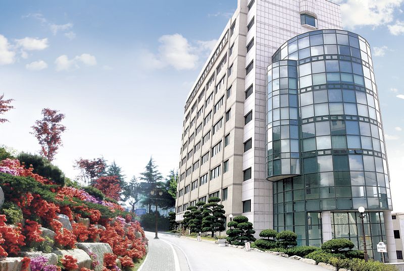 경남정보대학교 전경